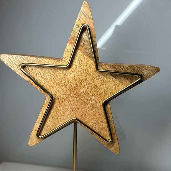 Wood Star Christmas Tree topper - Picture 2 of 6